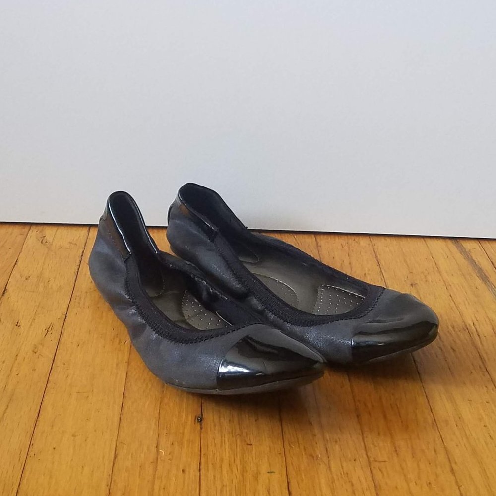Dexter Black, Ballet Flats
